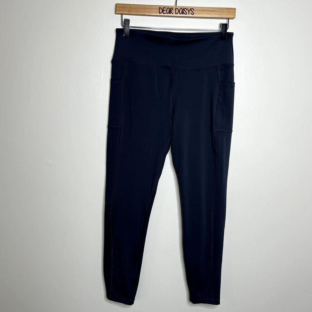Marika Navy Blue Capri Athletic Leggings